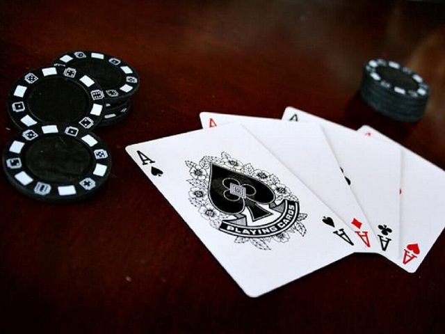 Tìm Hiểu Game Bài Tiến Lên Miền Nam Tại Topdoithuong365